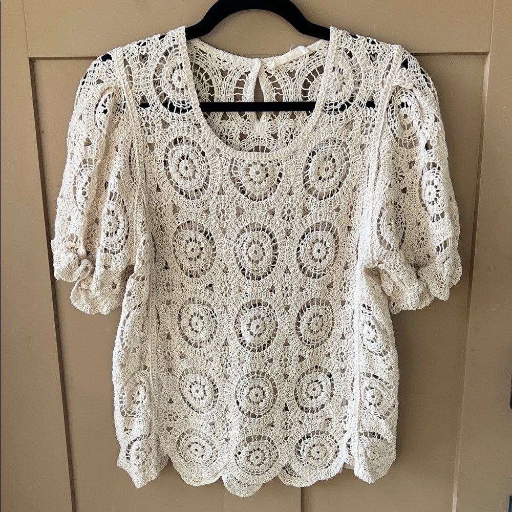 Solitaire Boho Festival Cream Sz M Allover Crocheted Blouse Top